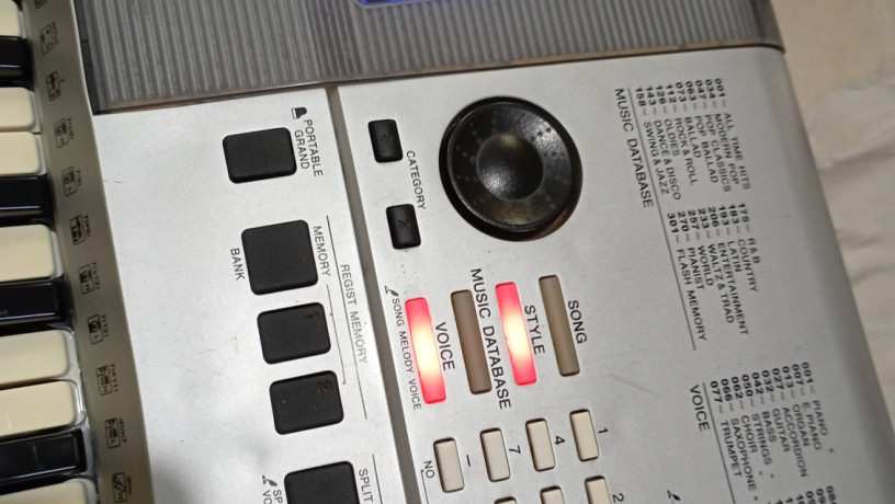 vendo-teclado-yamaha-psr413-usado-big-3