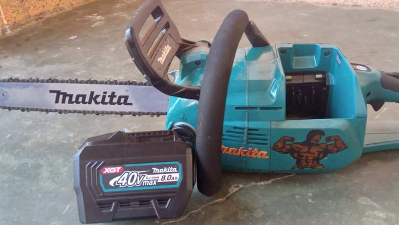 motoserra-makita-a-bateria-40max-uc016g-big-1