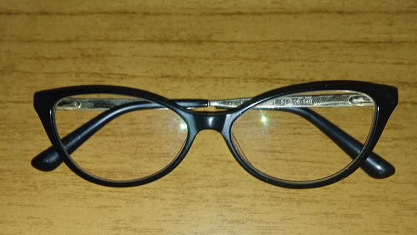 aceito-propostas-oculos-gatinho-de-grau-c-antireflexo-meio-grau-astigmatismo-big-0