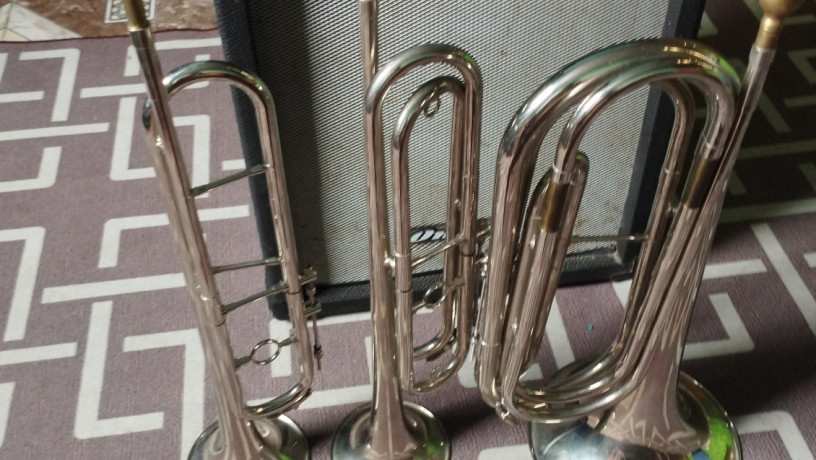 vendo-kit-de-instrumentos-de-sopro-e-caixa-de-som-big-2