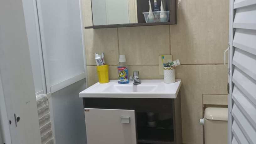 excelente-casa-com-varandao-em-ramos-big-1