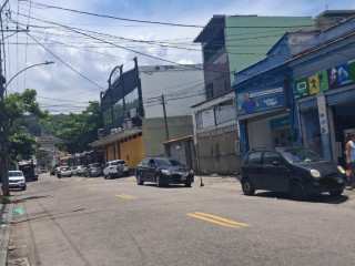 Ótima Casa em Olaria a Venda