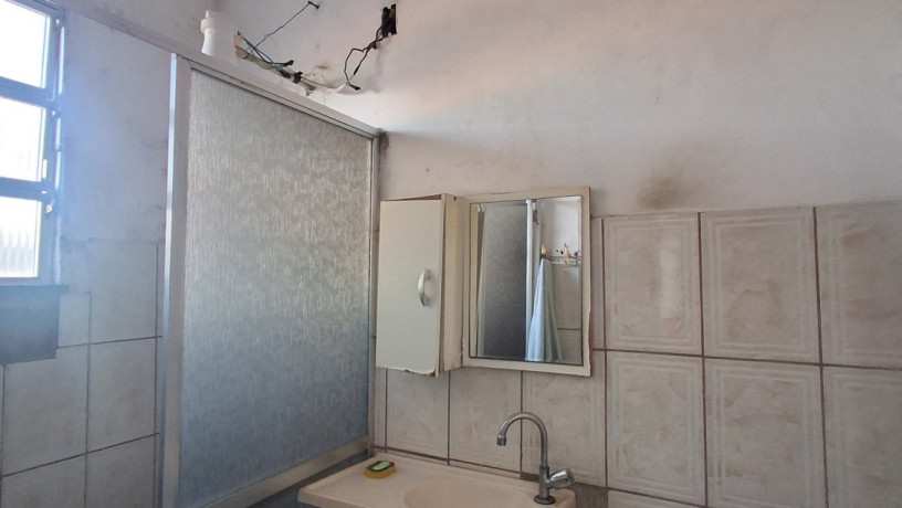 casa-com-garagem-e-varanda-big-2