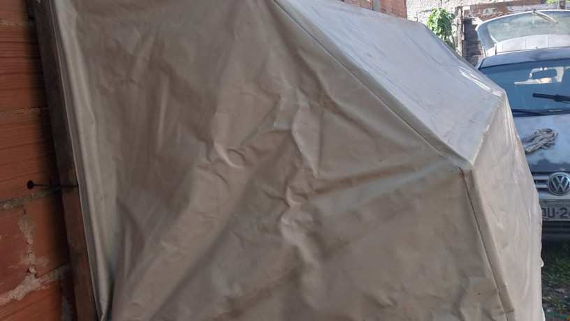 modelo-toldocobertura-tipo-tenda-com-estrutura-inclinada-cor-branco-big-2