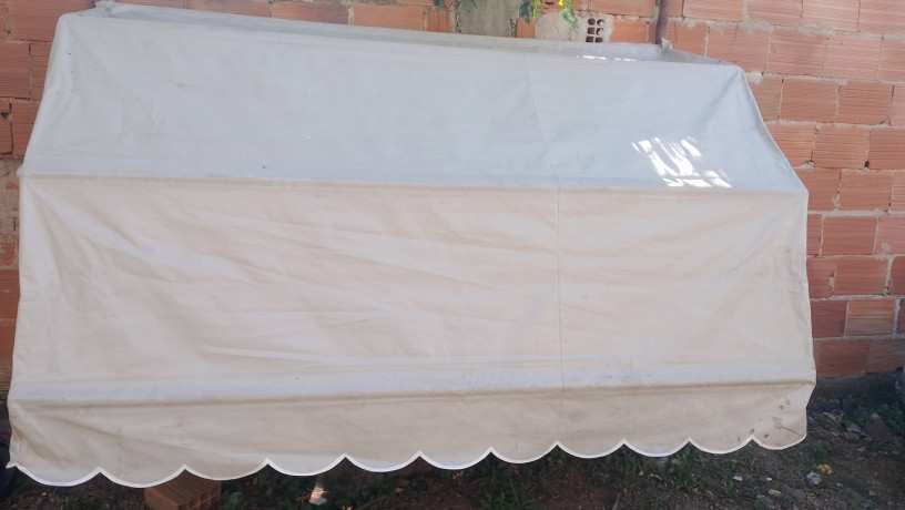 modelo-toldocobertura-tipo-tenda-com-estrutura-inclinada-cor-branco-big-1